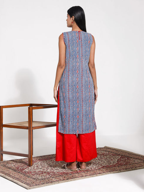 Vastramay Women's Blue And Red Kalamkari Kurta Palazzo Set